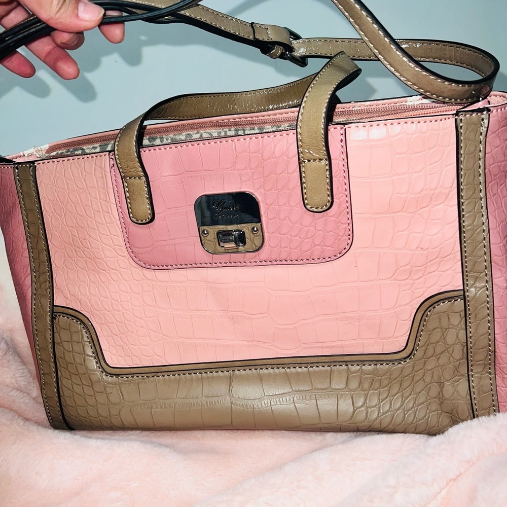 Guess Purse Handbag In Pink And Brown - image 8